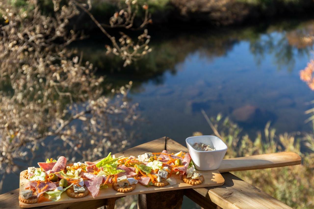 Treur River Lodge Moremela Ngoại thất bức ảnh